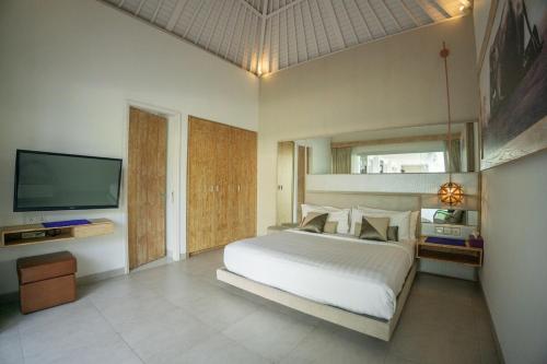 Un ou plusieurs lits dans un hébergement de l'établissement Bali Modern Escape With Private Pool, 8 guests