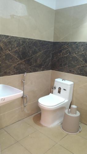 Ένα μπάνιο στο Banashree Guest inn