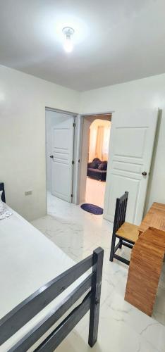 Katil atau katil-katil dalam bilik di Dream Inn Bacoor Cavite