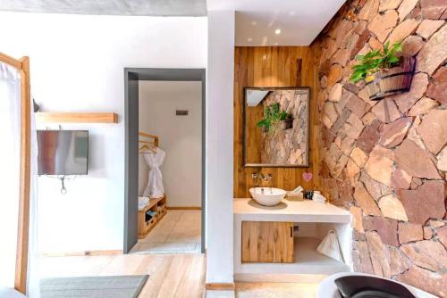 Fotografie z fotogalerie ubytování Kaichen Puju Hot Spring Village Resort Hotel v destinaci Deqing