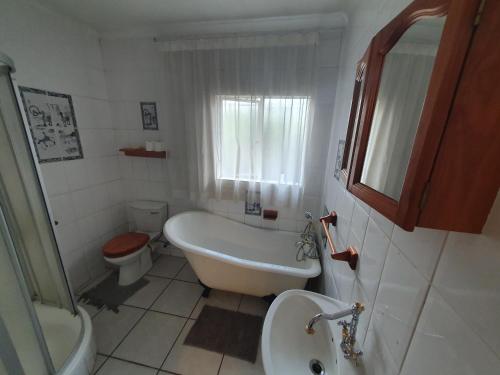 Ένα μπάνιο στο Phala Lodge