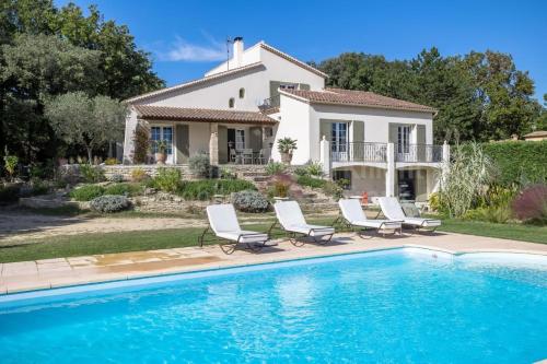 Beautiful Property Isle-sur-la-Sorgue