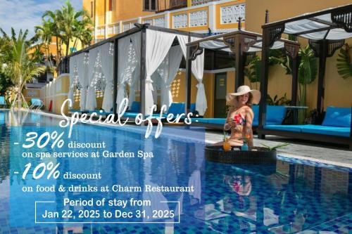 Bazén v ubytování La Charm Hoi An Hotel & Spa nebo v jeho okolí