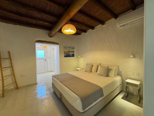 Aliprantis residence photo 2