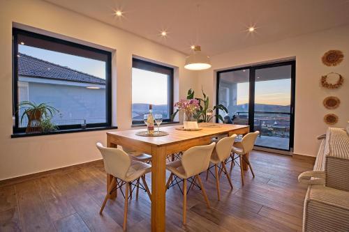 Φωτογραφία από το άλμπουμ του Sunset Hills Transylvania Upper σε Odorheiu Secuiesc