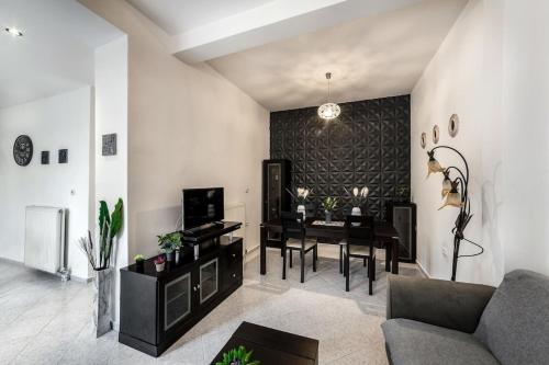 Ariadni Apartment Garden view by Cretanhouses