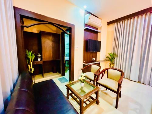 Fotografie z fotogalerie ubytování Hotel Rama, Near Ganga Ghat-Haridwar v destinaci Haridvár