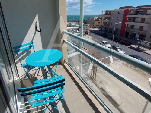 Coquet T2 avec balcon en plein coeur du quartier de la Corniche proche commerces et plages