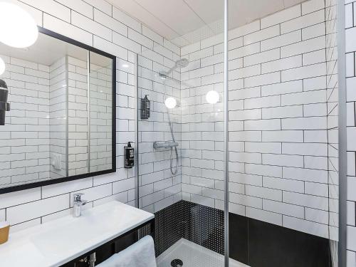 Koupelna v ubytování Hotel ibis Guimaraes