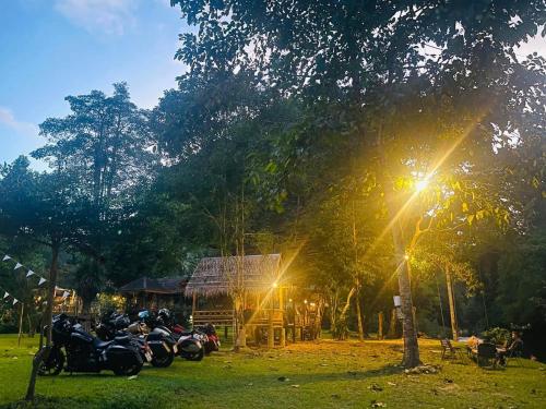 Imagen de la galería de Khaosok Monkeys & River Camps, en Khao Sok