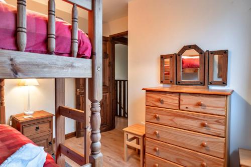 Ένα ή περισσότερα κρεβάτια σε δωμάτιο στο Finest Retreats - No1 Gladys Orchard