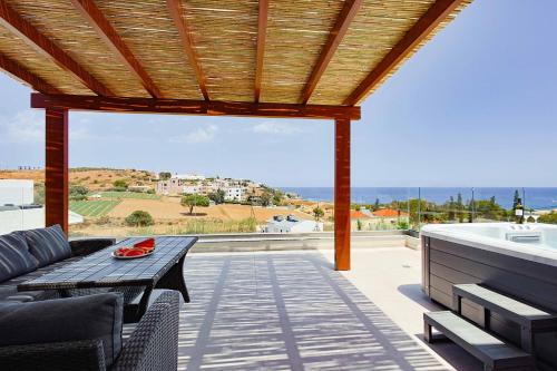 Luxury Seaview Apartments Close To Beach - KYANOS