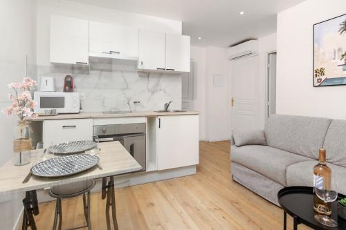 VILLA FLORENTINE I - Frontière Monaco - Agréable deux pièces - PARKING