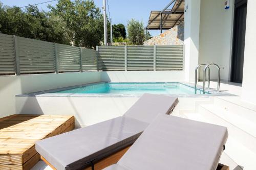 Luxury Seaview Apartments Close To Beach - KYANOS