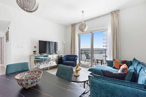 Silkhaus Vacation Homes near Ferrari World with Canal View from Balcony