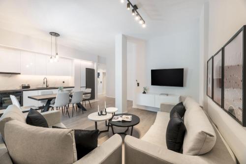 Lovely 3BR Apartment in Pangrati by UPSTREET