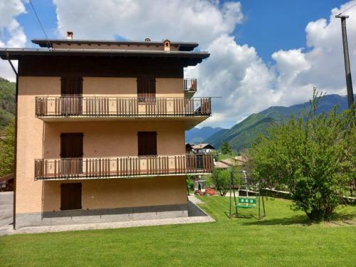 Nespecifikovaný výhled na hory nebo výhled na hory při pohledu z apartmánu