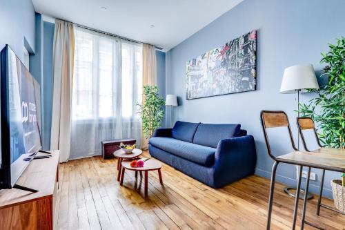 Buttes-Chaumont - Fully-Equipped