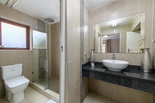 Ένα μπάνιο στο San Lameer 2802 - 4 Bedroom Classic - 8 pax - San Lameer Rental Agency