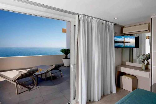 Home Seaside Apartments