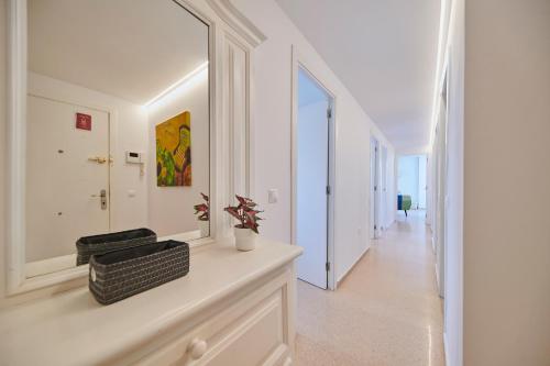 Apartamento San Juan Playa, parking gratuito, aire acondicionado