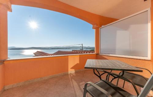 Stunning Apartment In Turanj