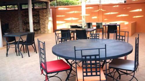 Restoran atau tempat lain untuk makan di LA Rose Des Sables