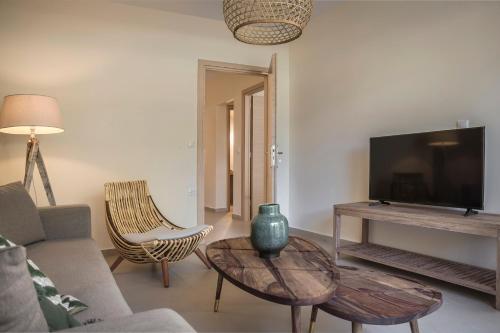 Μια τηλεόραση ή/και κέντρο ψυχαγωγίας στο Meliti Waterfront Suites