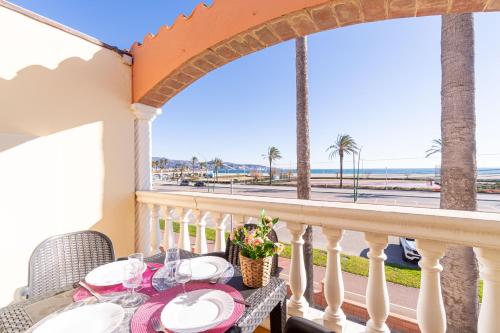 Balkón alebo terasa v ubytovaní Apart-rent Apartament Bahia 0023