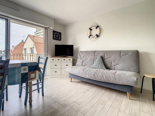 Charmant appartement avec balcon, 1 chambre, parking, à 500m du centre, 1km de la plage - FR-1-236-67