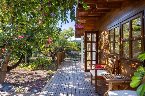 Home2Book Cozy Cottage Bougainville, Peace Retreat