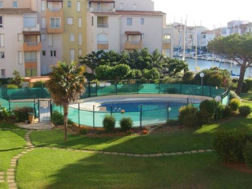 Appartement tout confort, à 200m de la plage avec parking privé et piscine - FR-1-723-64