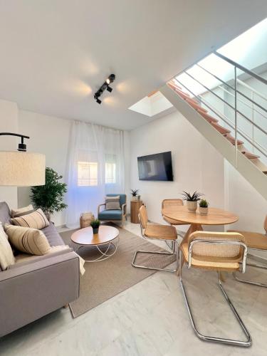 Capuchinos Penthouse & terrace by ELE Apartments