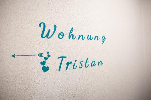 a sign with a heart and the words winning infusion at Moderne Wohnung in Seenähe! in Lengau