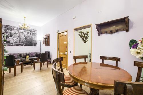 Tirso de Molina I - 3 bedrooms, 2 bathrooms
