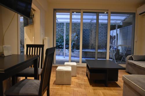 Peaceful Retreat in Kolonaki