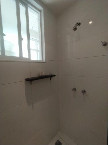 Ένα μπάνιο στο Apartamento Confort 804