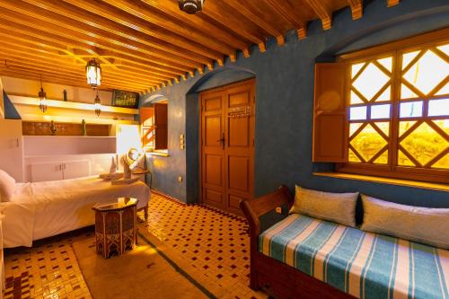 Postel nebo postele na pokoji v ubytování Riad Aicha Marrakech