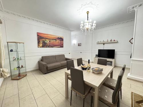 Castellano Holiday House