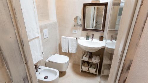 Un baño de Petranima Wellness in Trulli