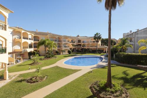 Praia Village I - Peaceful condominium by HD