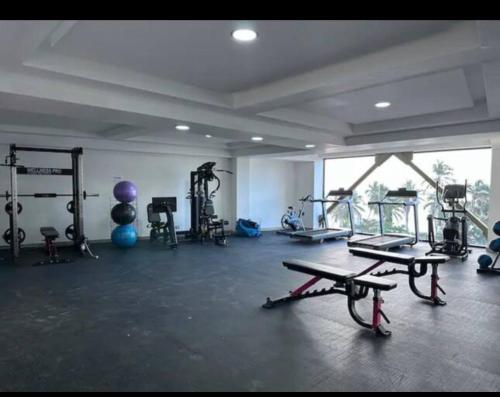 Γυμναστήριο ή/και όργανα γυμναστικής στο 2 bedrooms apartment big balcony ocean view in Samana'