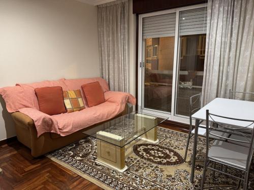 Piso 3 Hab cerca de Av Madrid con WiFi