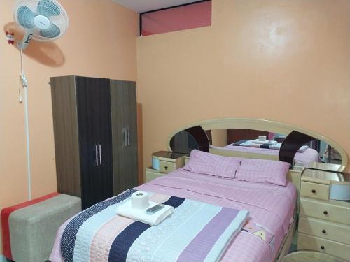 Ένα ή περισσότερα κρεβάτια σε δωμάτιο στο Habitación matrimonial