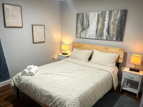 Ένα ή περισσότερα κρεβάτια σε δωμάτιο στο 3BR Retreat Near Downtown - Airport - NRG Stadium