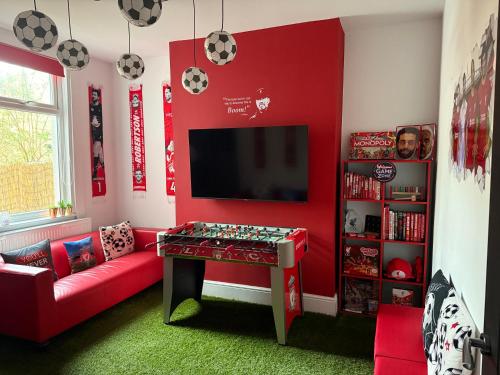 Anfield Abode - ENTIRE LFC THEMED HOUSE - Sleeps 6 photo 5