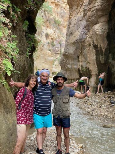Clientes alojados en karak camp
