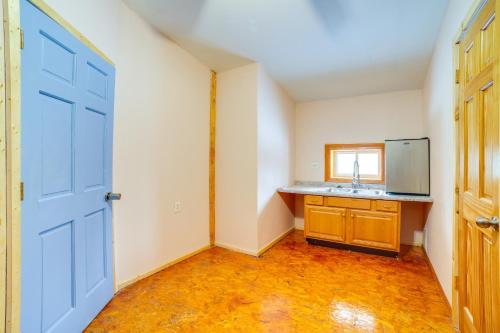 Φωτογραφία από το άλμπουμ του Sunrise and Sunset Views Rural Elkhart Studio! σε Elkhart