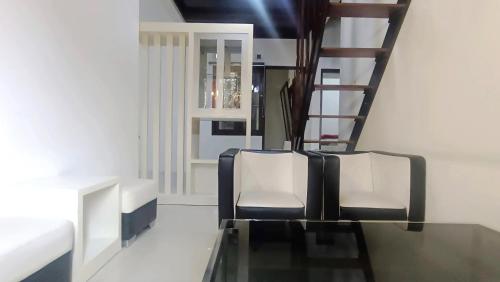 Η κουζίνα ή μικρή κουζίνα στο Calya Wisata Homestay