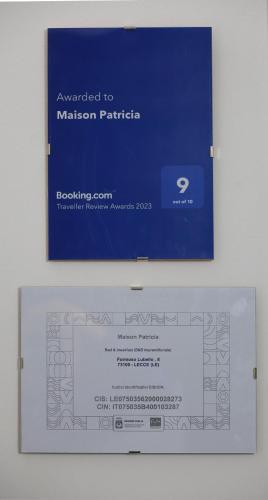 a sign for a museum with a visa permit at Maison Patricia in Lecce